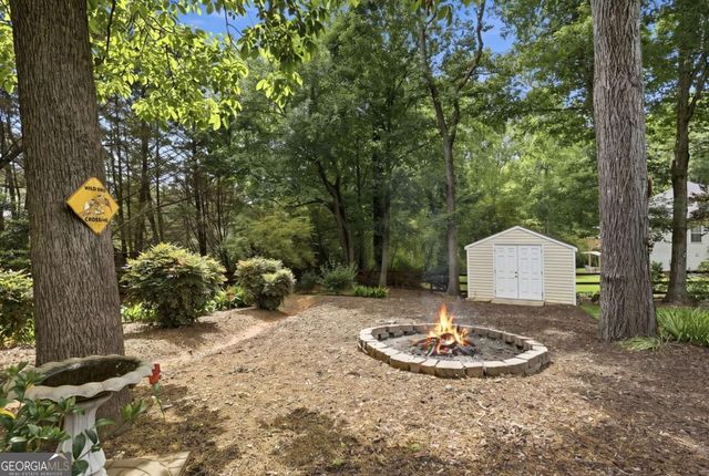 7815 Mosswood Lane, Gainesville, GA 30506