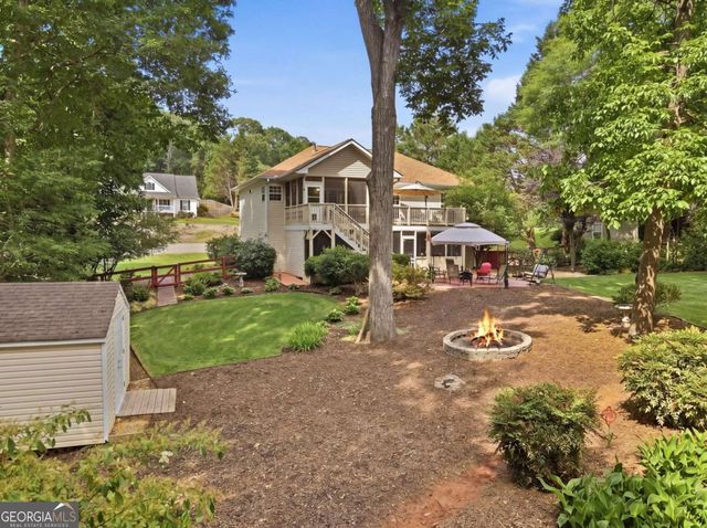 7815 Mosswood Lane, Gainesville, GA 30506