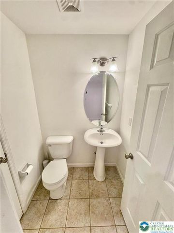 257 Milkweed Drive, Upper Macungie Twp, PA 18104