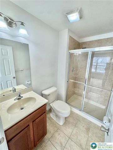 257 Milkweed Drive, Upper Macungie Twp, PA 18104