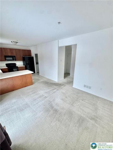 257 Milkweed Drive, Upper Macungie Twp, PA 18104