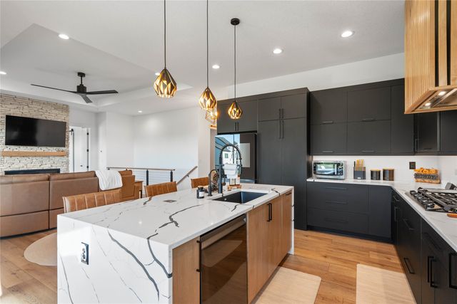 4706 NW 10th Street, Ankeny, IA 50023
