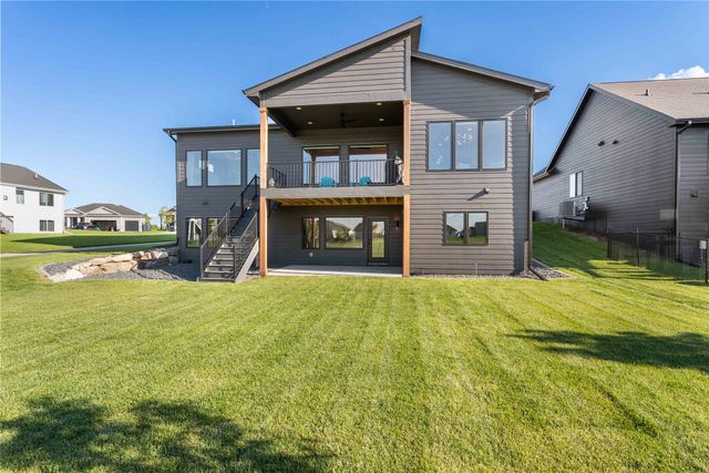 4706 NW 10th Street, Ankeny, IA 50023