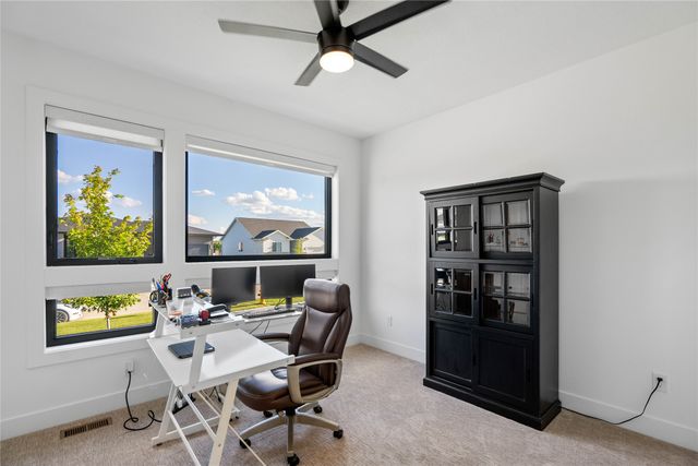 4706 NW 10th Street, Ankeny, IA 50023