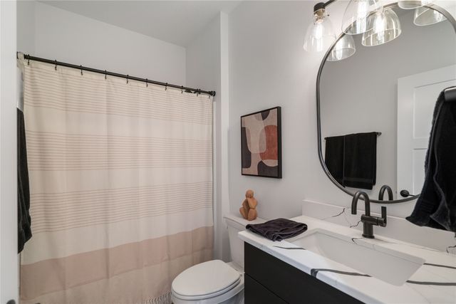 4706 NW 10th Street, Ankeny, IA 50023