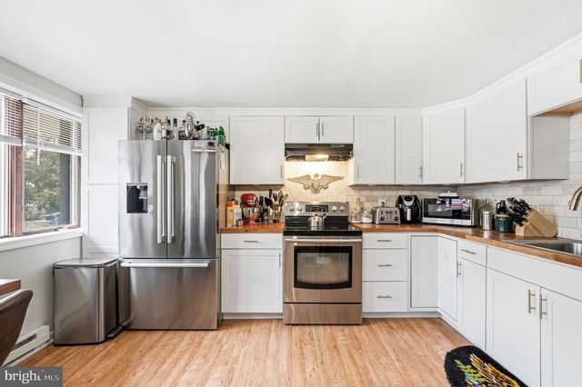 920 BERGEN ST, Gloucester City, NJ 08030