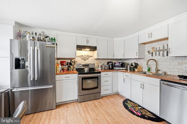 920 BERGEN ST, Gloucester City, NJ 08030