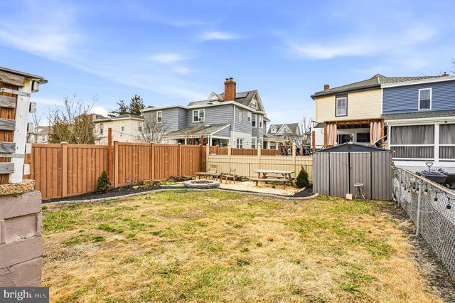 920 BERGEN ST, Gloucester City, NJ 08030