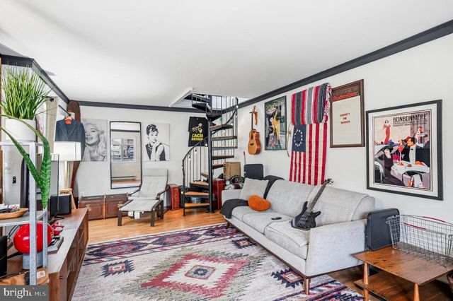 920 BERGEN ST, Gloucester City, NJ 08030