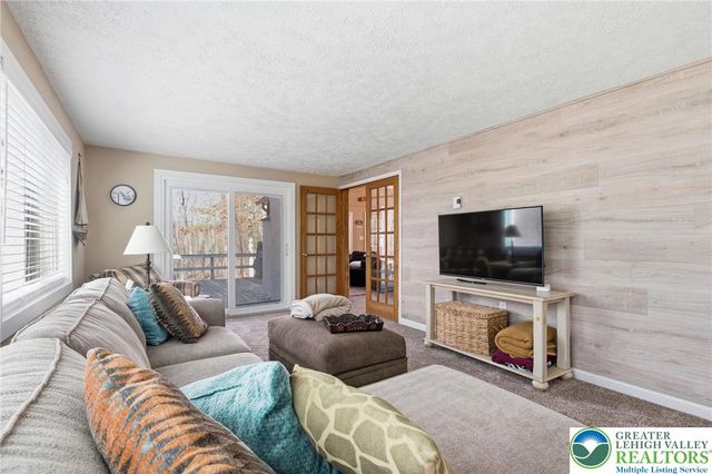 130 Beech Lane, Tobyhanna Twp, PA 18347