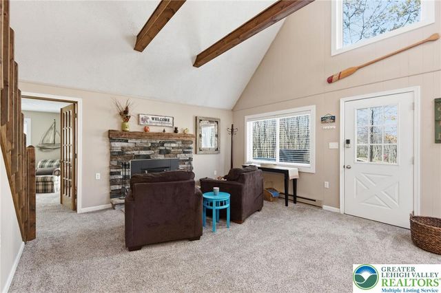 130 Beech Lane, Tobyhanna Twp, PA 18347