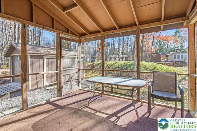 130 Beech Lane, Tobyhanna Twp, PA 18347