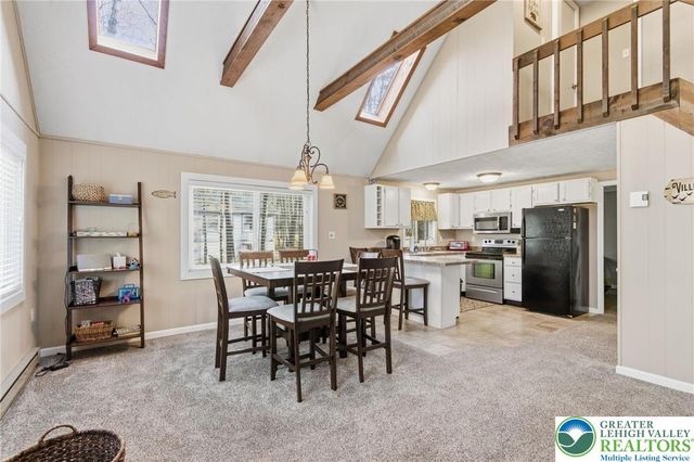 130 Beech Lane, Tobyhanna Twp, PA 18347