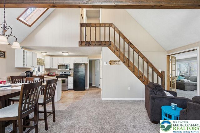 130 Beech Lane, Tobyhanna Twp, PA 18347