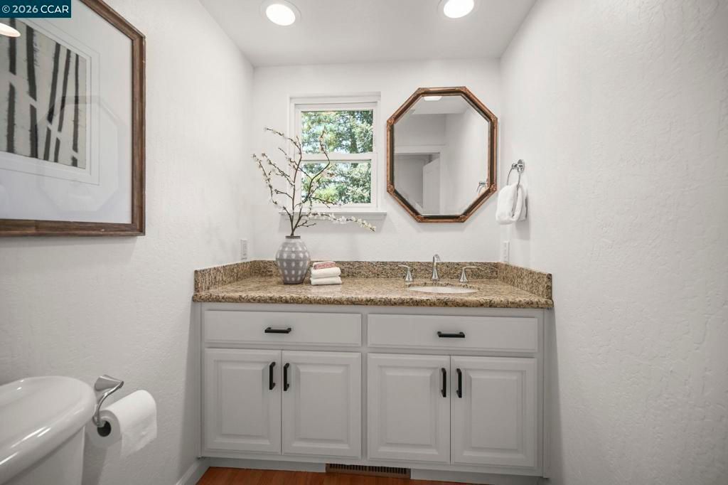 Image 23 of property listing at 1023 White Gate Rd, Alamo, CA 94507