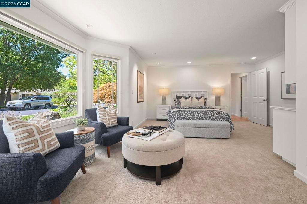 Image 25 of property listing at 1023 White Gate Rd, Alamo, CA 94507