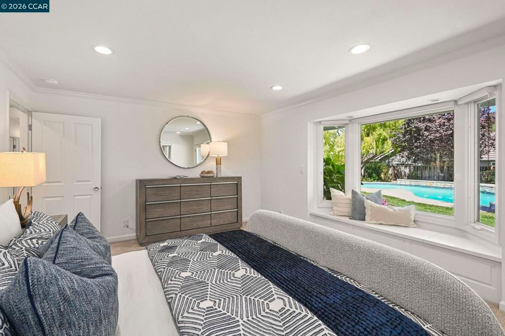 Image 29 of property listing at 1023 White Gate Rd, Alamo, CA 94507