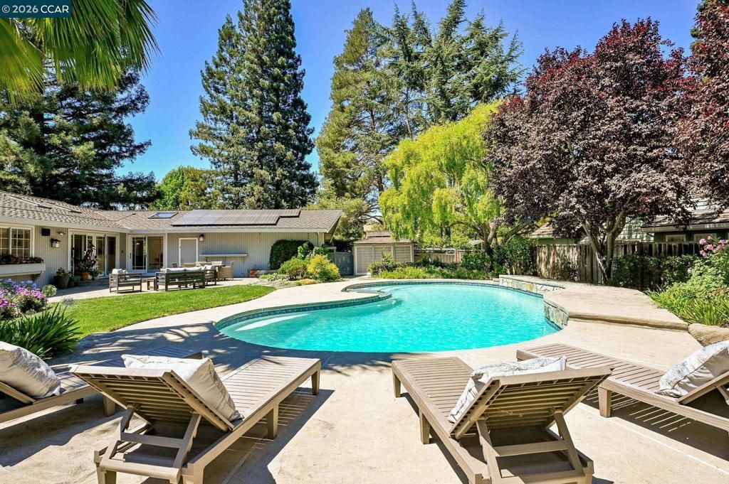 Image 44 of property listing at 1023 White Gate Rd, Alamo, CA 94507