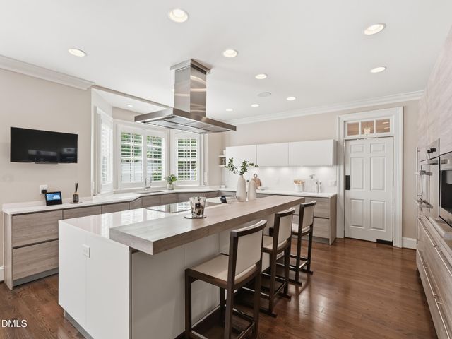 105 Bronzewood Court, Cary, NC 27518