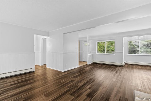 7313 River Road, Flushing, MI 48433