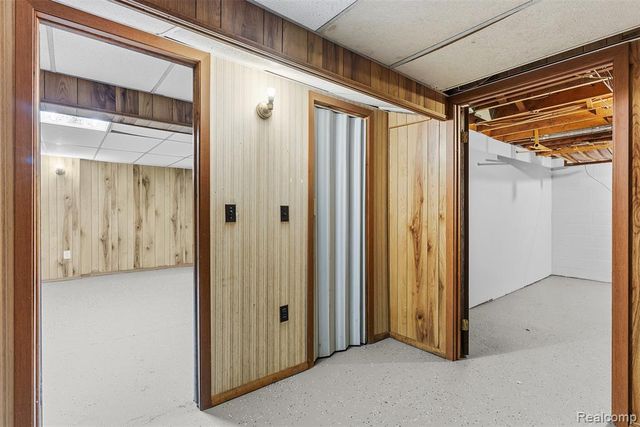 7313 River Road, Flushing, MI 48433