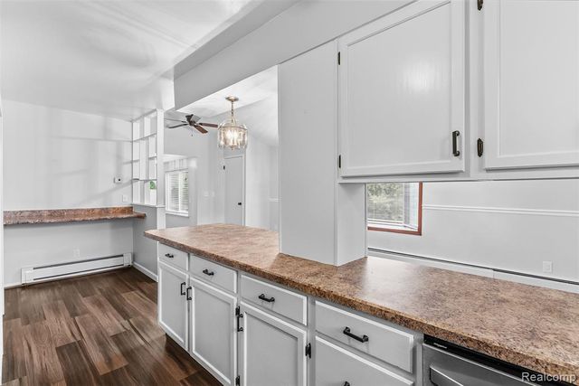 7313 River Road, Flushing, MI 48433