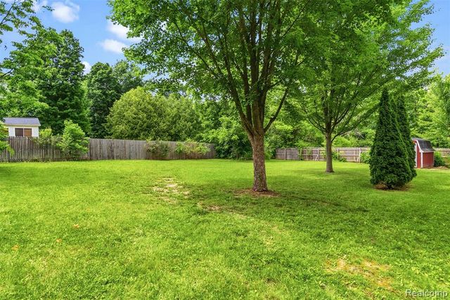 7313 River Road, Flushing, MI 48433