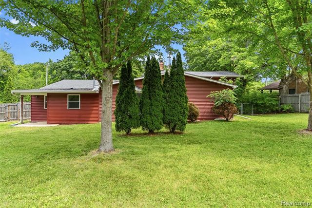 7313 River Road, Flushing, MI 48433