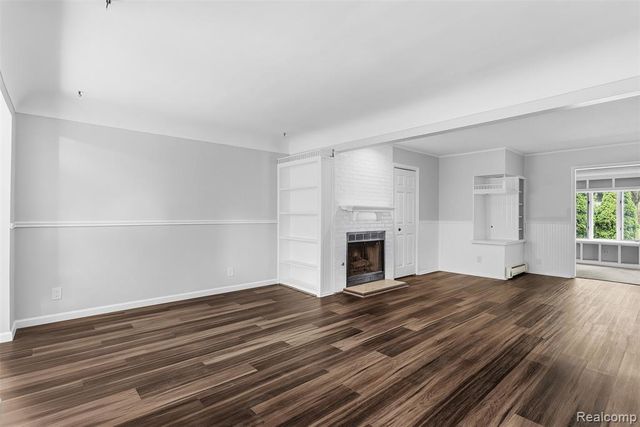7313 River Road, Flushing, MI 48433