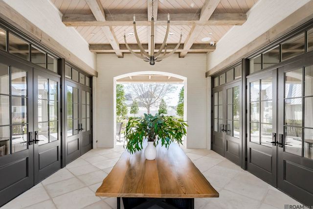 5330 Rue Des Jardin, Baton Rouge, LA 70808