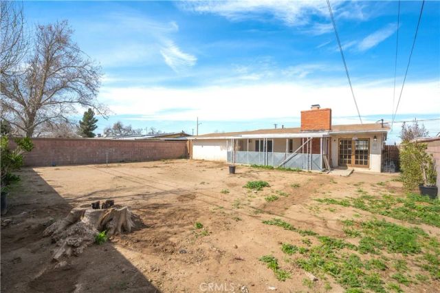 1634 Sweetbrier, Palmdale, CA 93550