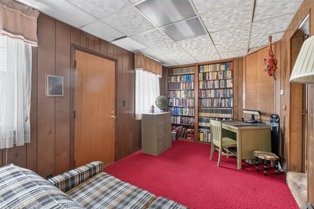 296 Power Rd, Pawtucket, RI 02860