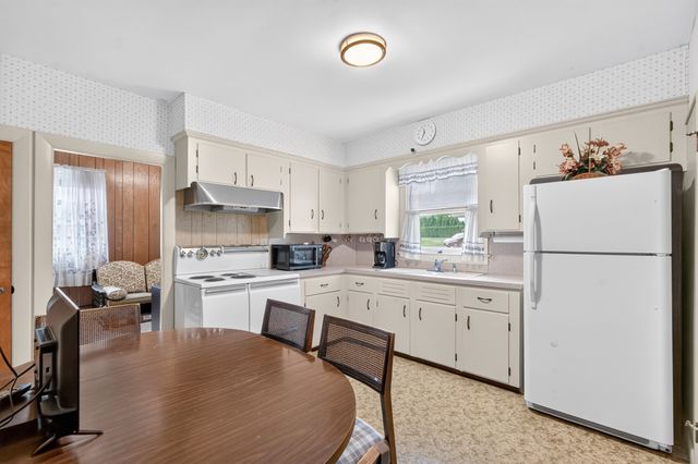 296 Power Rd, Pawtucket, RI 02860