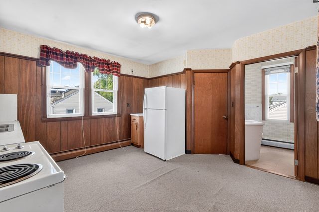 296 Power Rd, Pawtucket, RI 02860