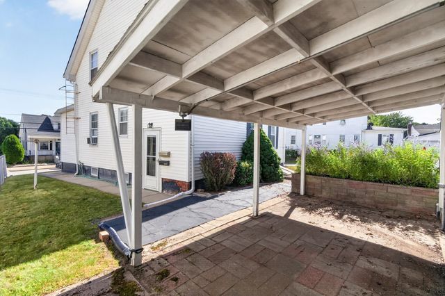 296 Power Rd, Pawtucket, RI 02860