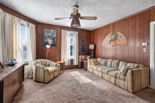 296 Power Rd, Pawtucket, RI 02860