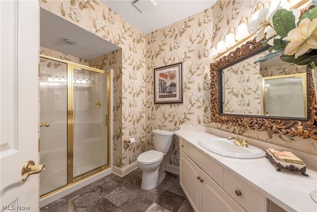 26 Haskell Drive, Bratenahl, OH 44108