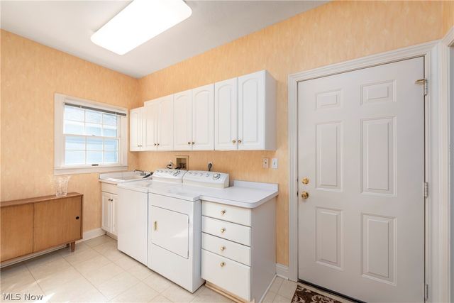 26 Haskell Drive, Bratenahl, OH 44108
