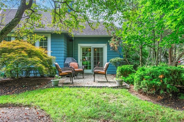 26 Haskell Drive, Bratenahl, OH 44108