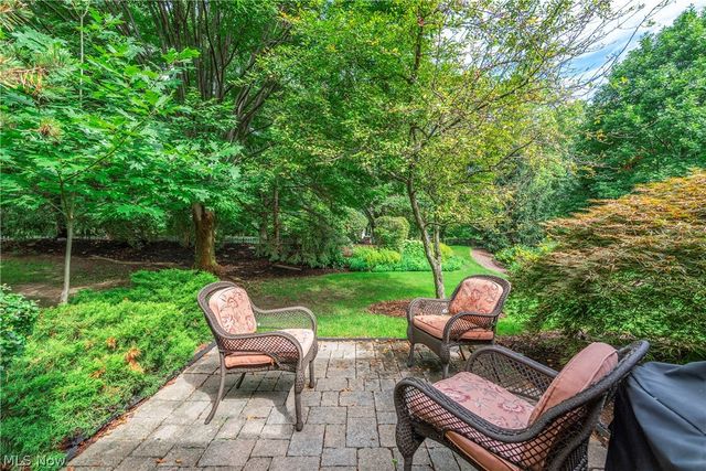 26 Haskell Drive, Bratenahl, OH 44108