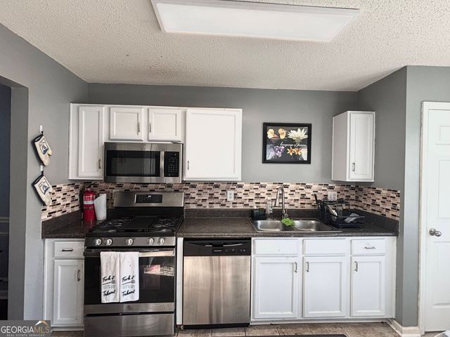 10769 James Drive, Jonesboro, GA 30238