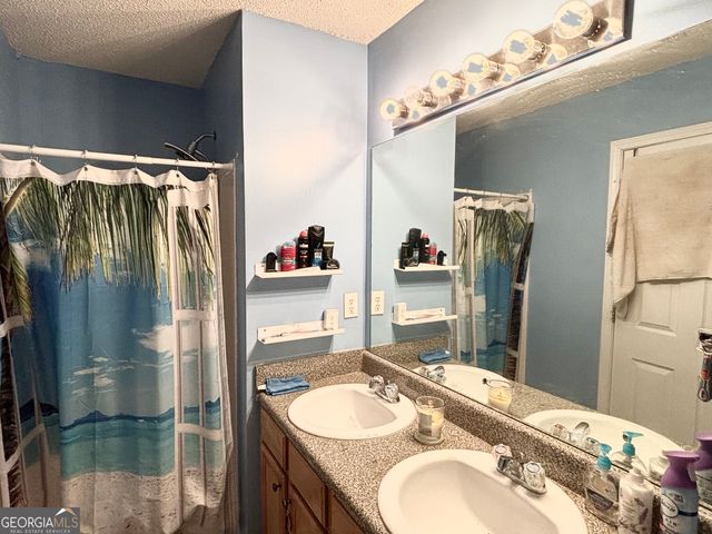 10769 James Drive, Jonesboro, GA 30238