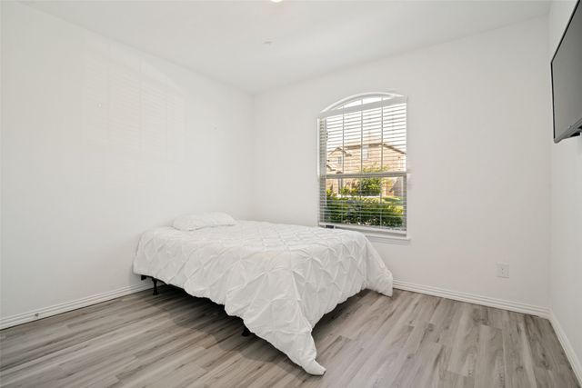 2911 S Griffin Lane, Forney, TX 75126