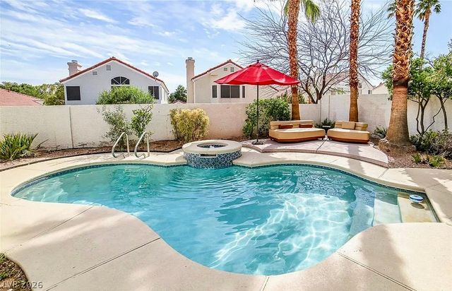 9821 Virginia Woods Circle, Las Vegas, NV 89117