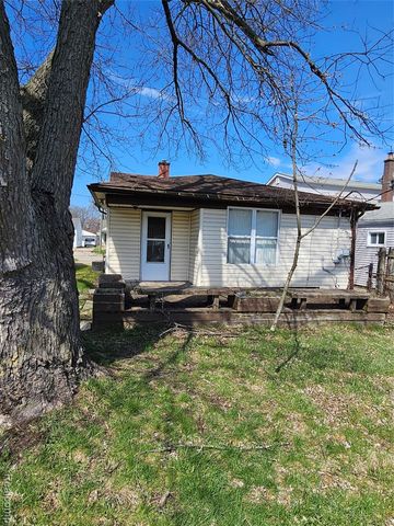 13876 Hendricks Avenue, Warren, MI 48089