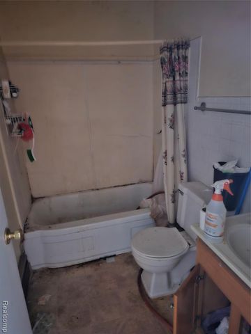13876 Hendricks Avenue, Warren, MI 48089