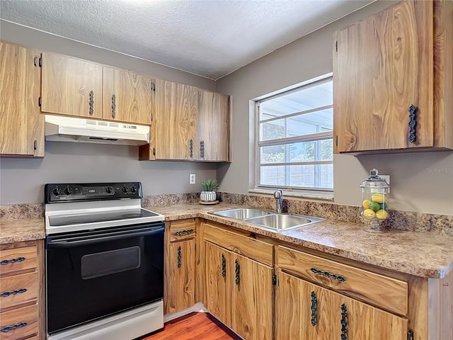 7310 IVORY TERRACE, New Port Richey, FL 34655