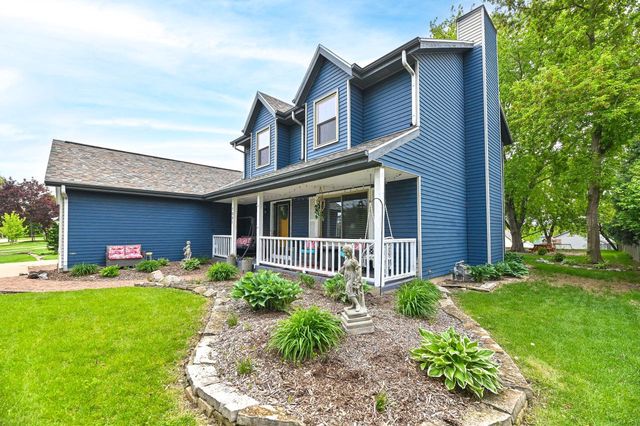 1081 E Elm ROAD, Oak Creek, WI 53154