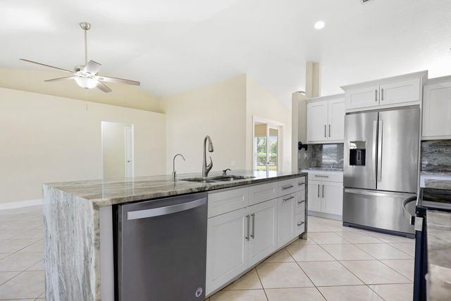 6447 CLAIR SHORE DRIVE, Apollo Beach, FL 33572