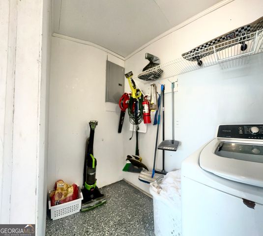 61 W Bruce Street, Mcrae-helena, GA 31055